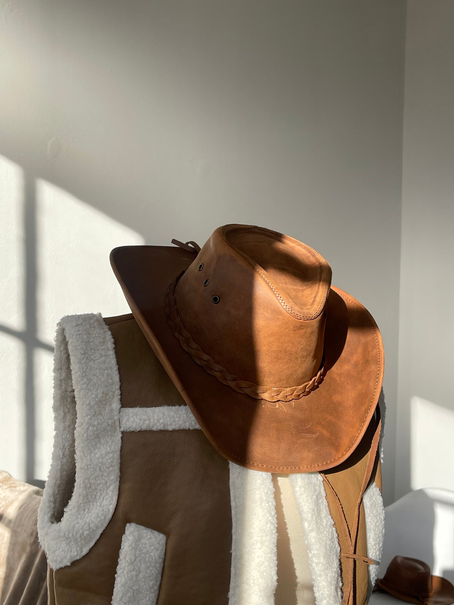Eastwood Classic Genuine Leather ￼Cowboy Hat w/ Chinstrap In Desert Brown