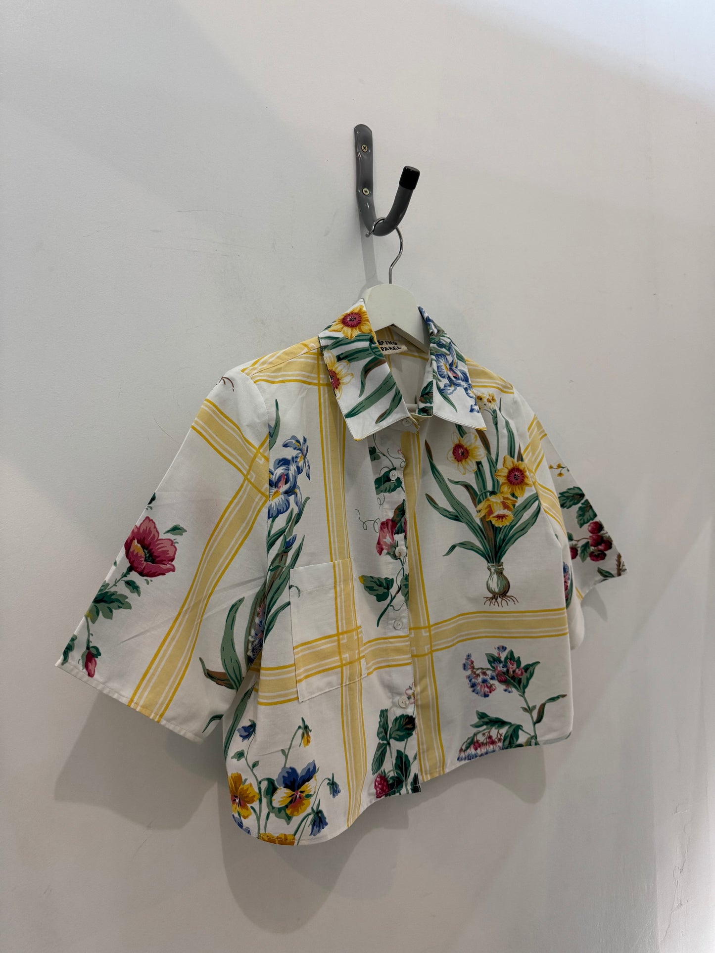 Judy Handcrafted Cropped Button Down￼