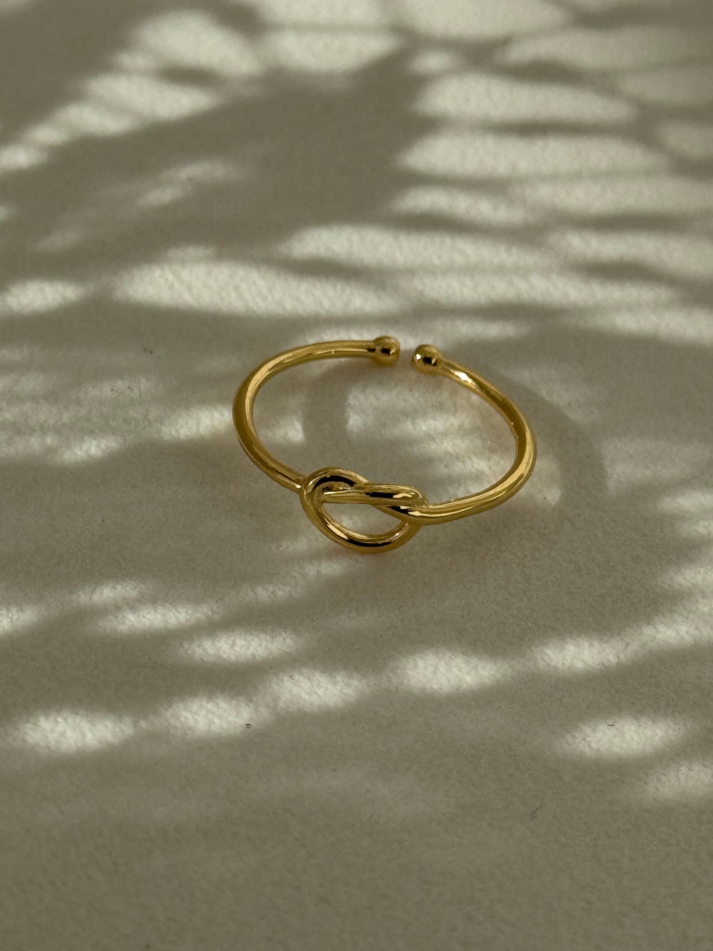 Forney Forgot Me Knot Ring In Gold￼ ￼