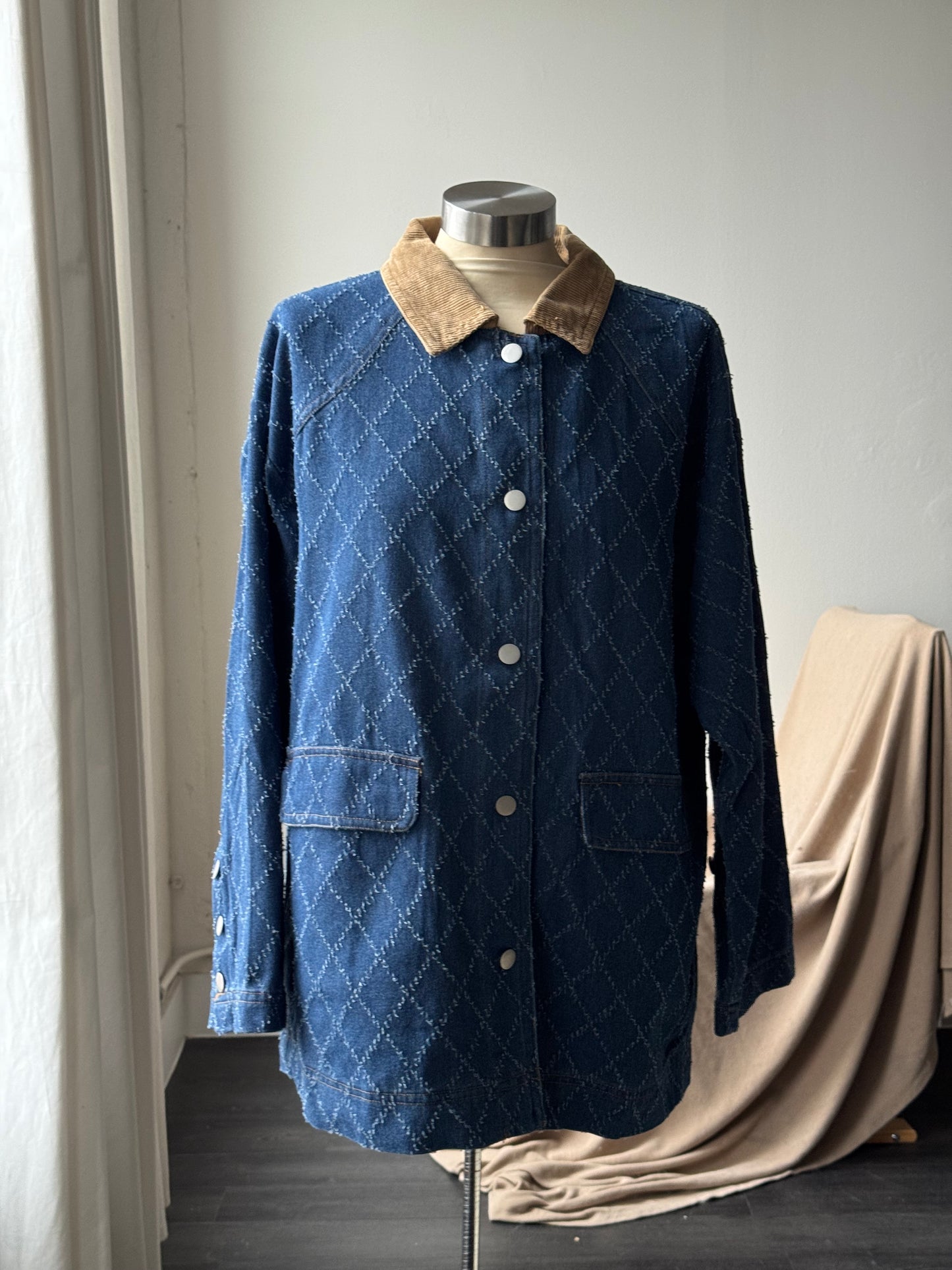 Deidre Classic Distressed Diamond Stitched Denim Jacket In Indigo