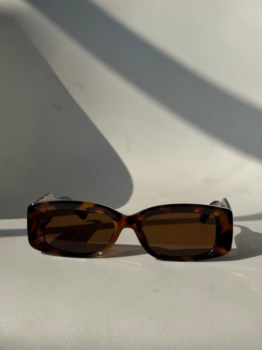 Shasta Square Double Stud Sunglasses In Tortoise