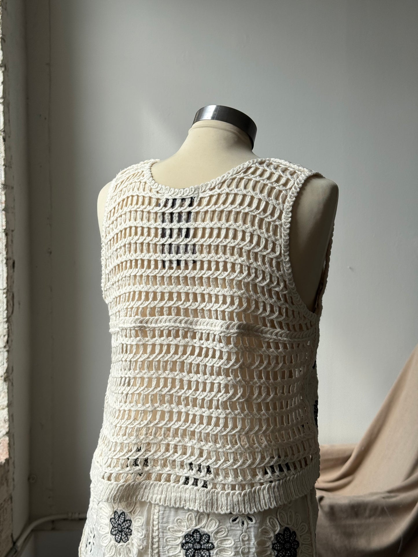 Monique Cotton Crochet Embroidered Appliqué Vest In Natural