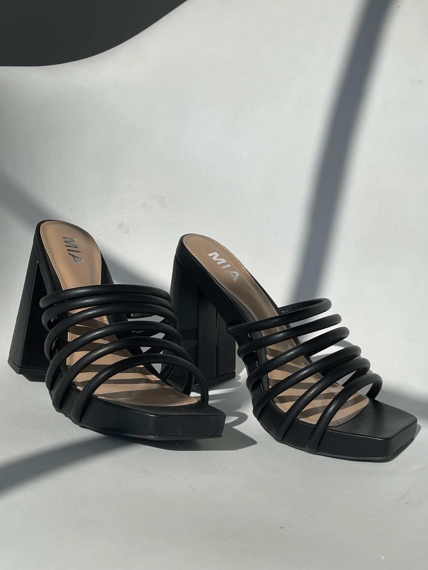 Melissa Slink Strap Platform Sandal In Black