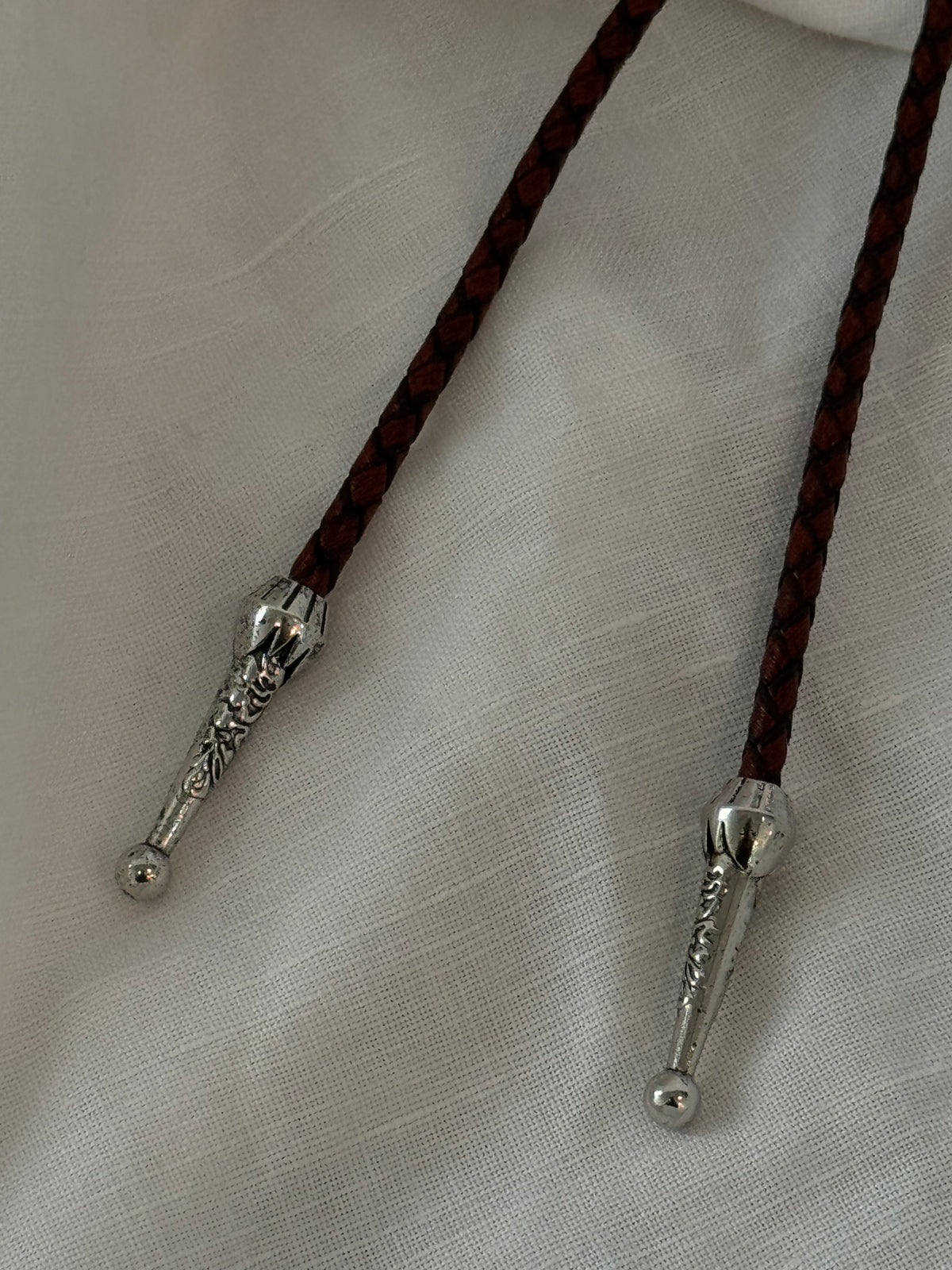 Handcrafted Agate Bolo Tie In Texas Ice