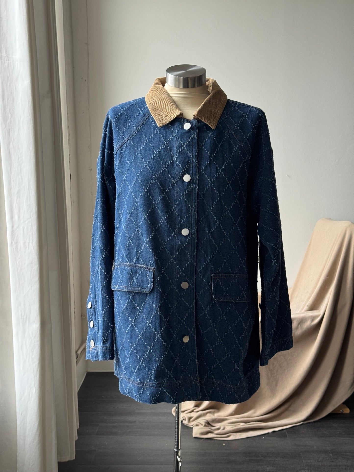 Deidre Classic Distressed Diamond Stitched Denim Jacket In Indigo