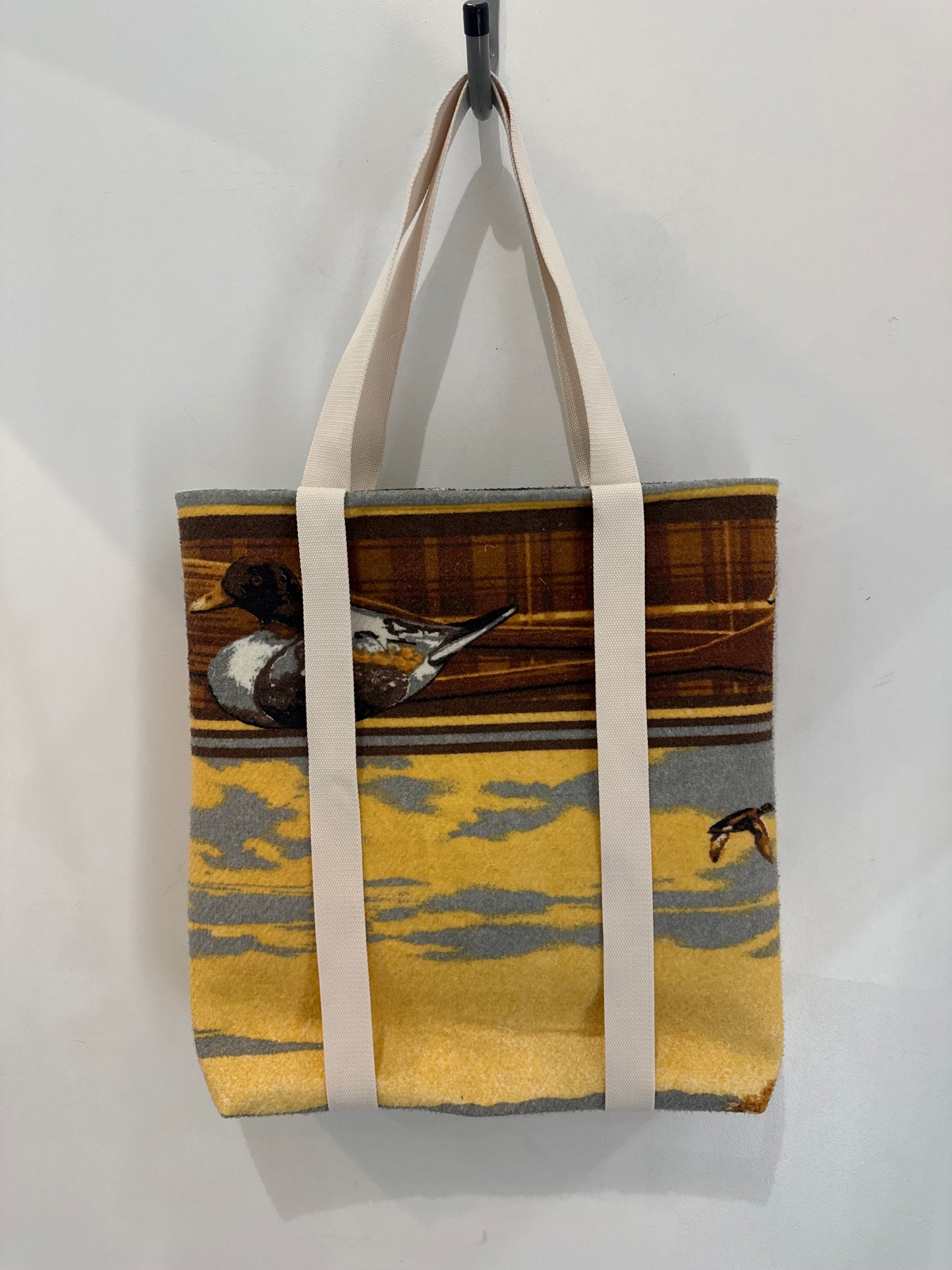 Magnus Vintage Handcrafted Tote Hat Holder Bag XL The 2nd