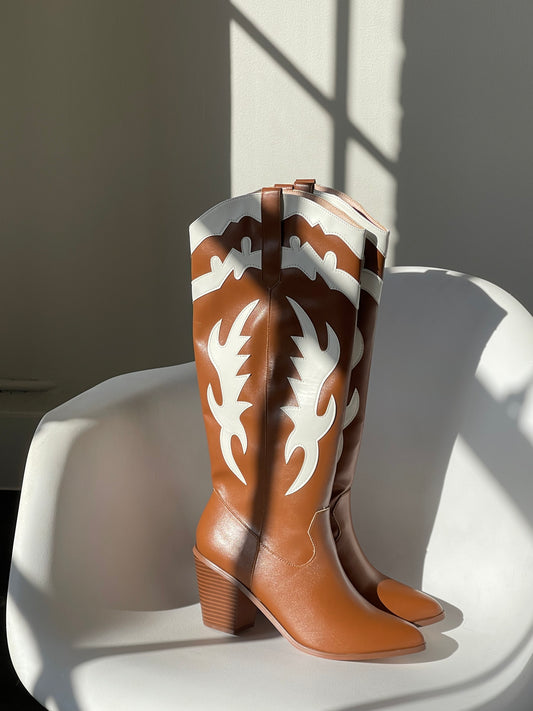 Courtney Classic Wide Tall Shaft Cowboy Boots In White & Brown