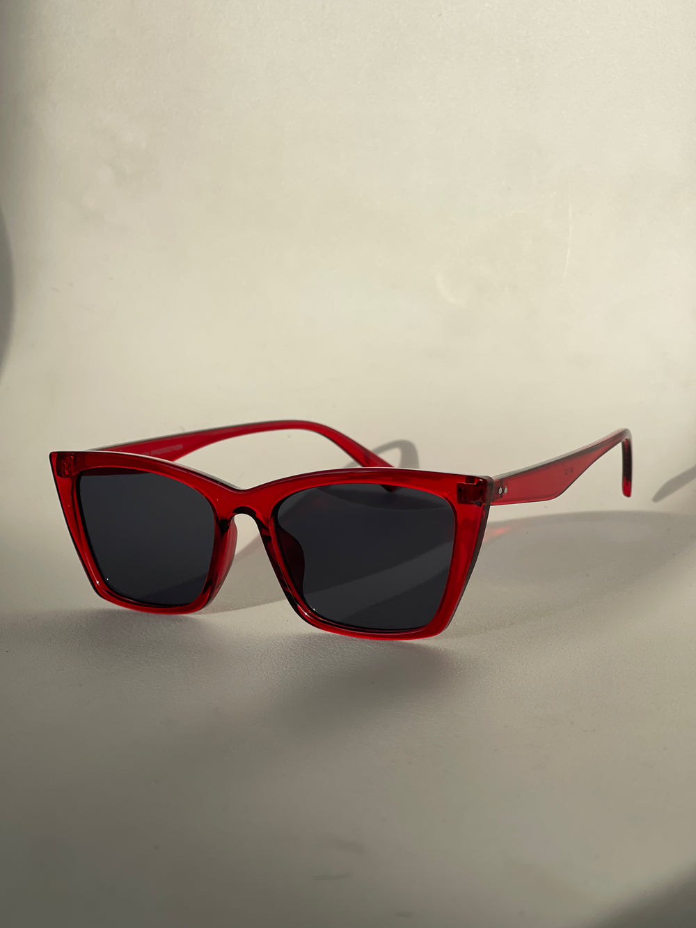Stacy Edgy Cat Eye Sunglasses In Red