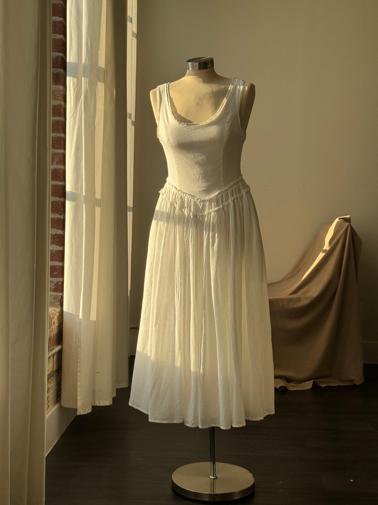 Victoria V Waist Cotton Midi Dress In White