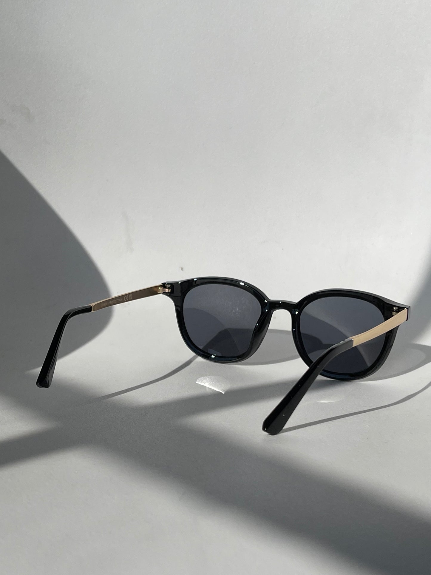 Casey Double Stud 80s Style Sunglasses In Black Gold