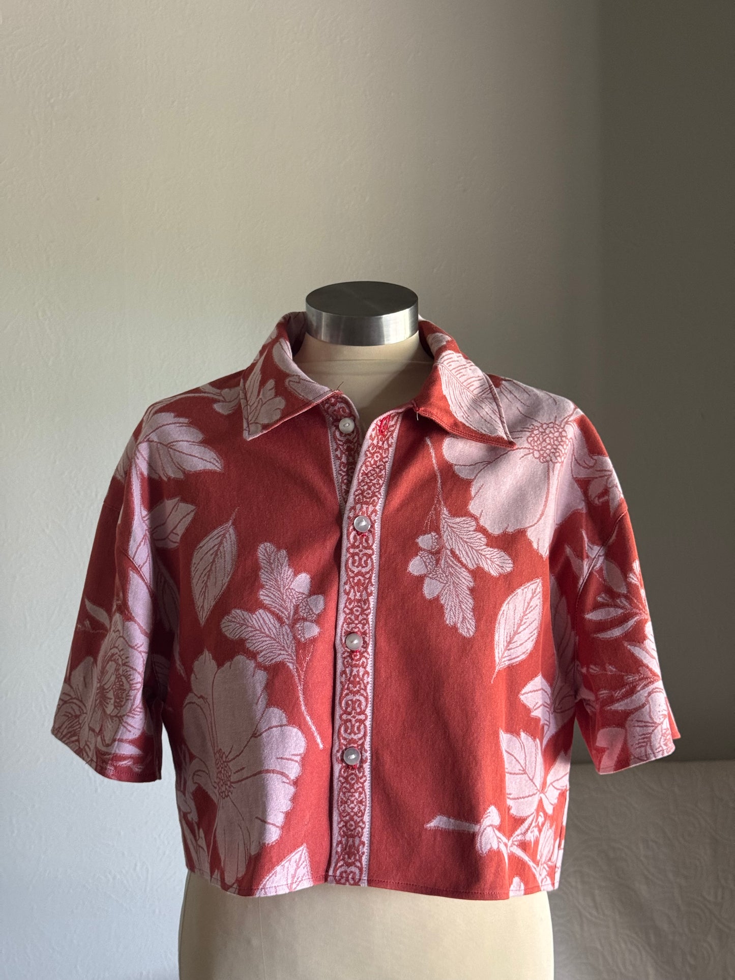 Judy Handcrafted Vintage Cropped Button Down In Cinnamon￼