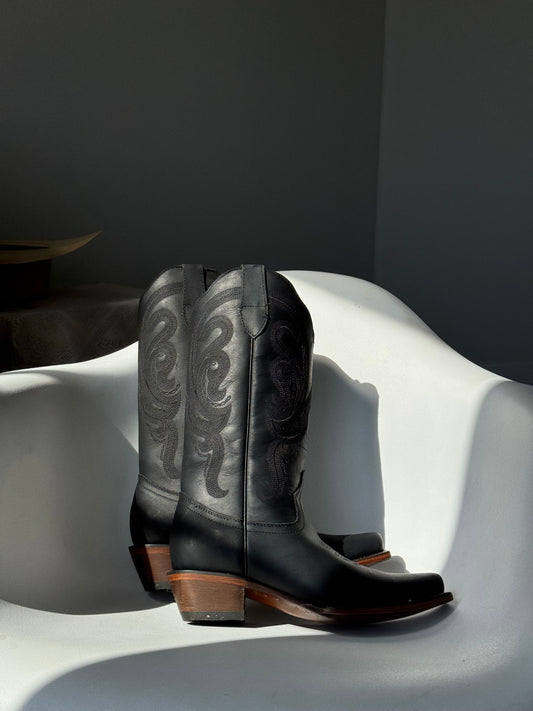 Matte Black Genuine, leather, Cowboy Boots ￼