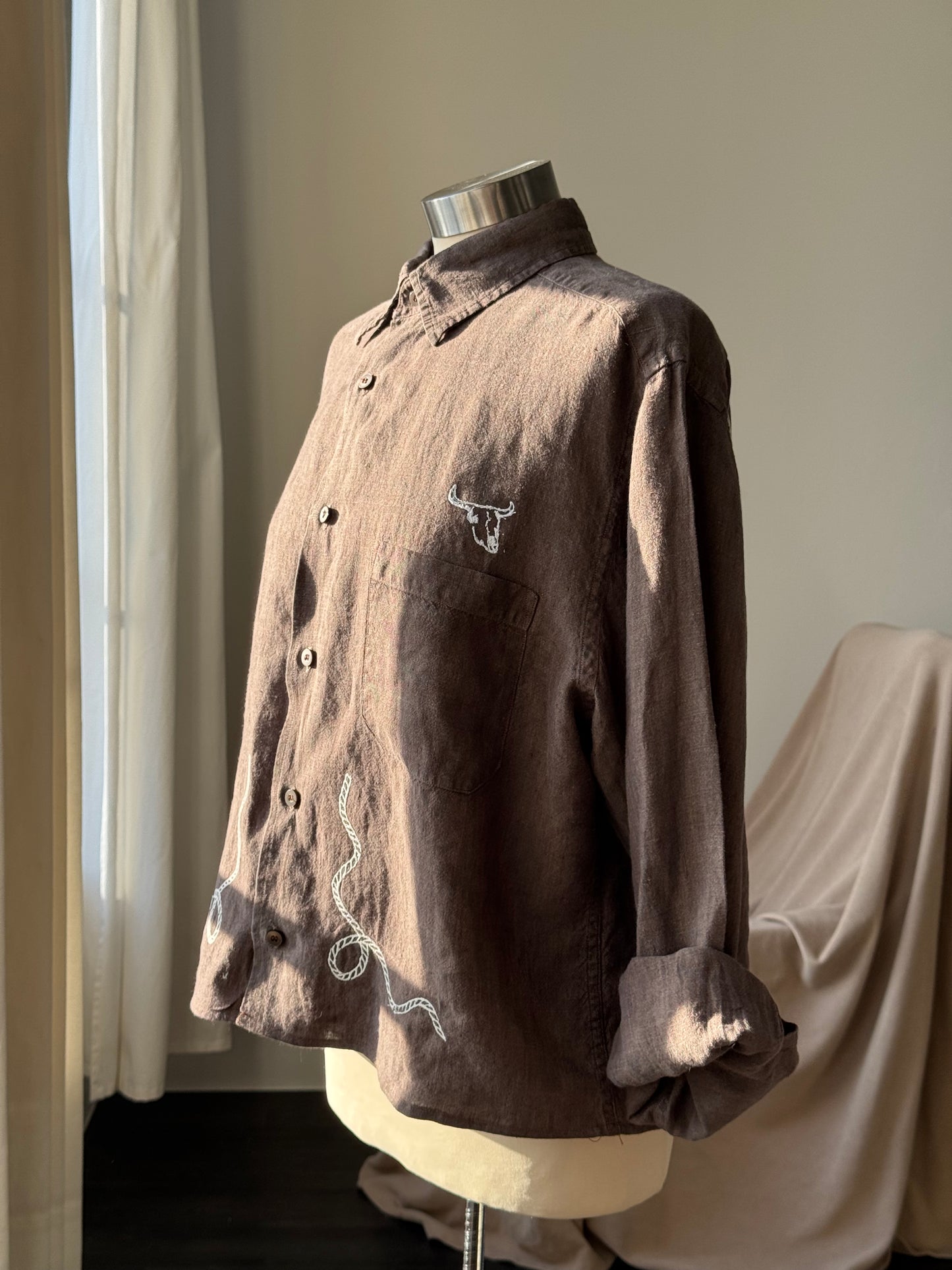 Judy Handcrafted Sad Songs Cropped Linen Button Down