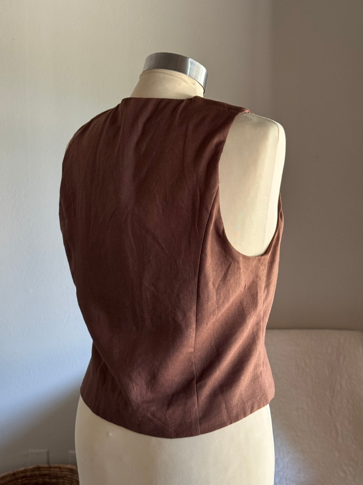 Jolene Linen Tie Front Bead Vest In Chocolate￼