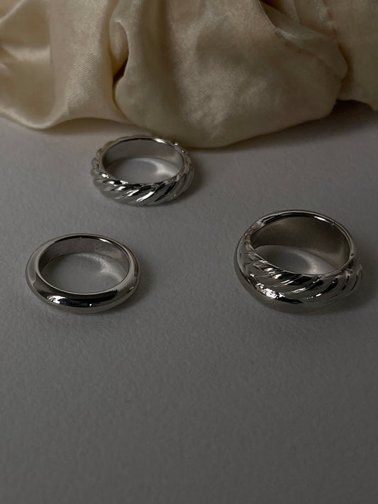 Tiffany ￼Twist & Single Band Ring Set In Silver