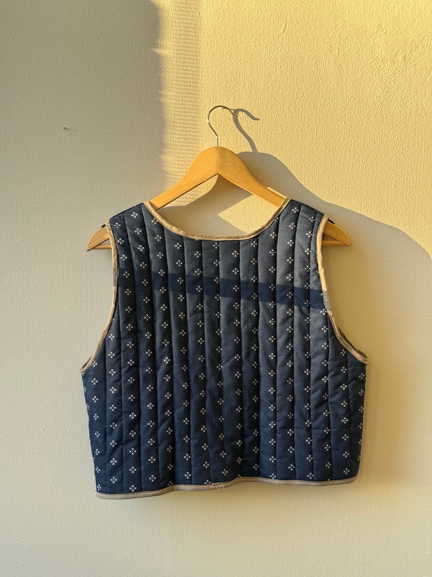 Claudia Hand-Quilted Reversible Cotton Vest In Midnight