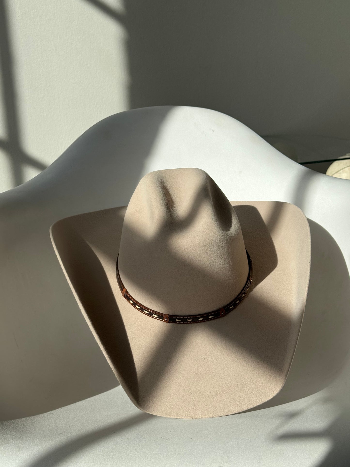 Yoakam 100% Wool Genuine Leather Belt Cowboy Hat In Beige