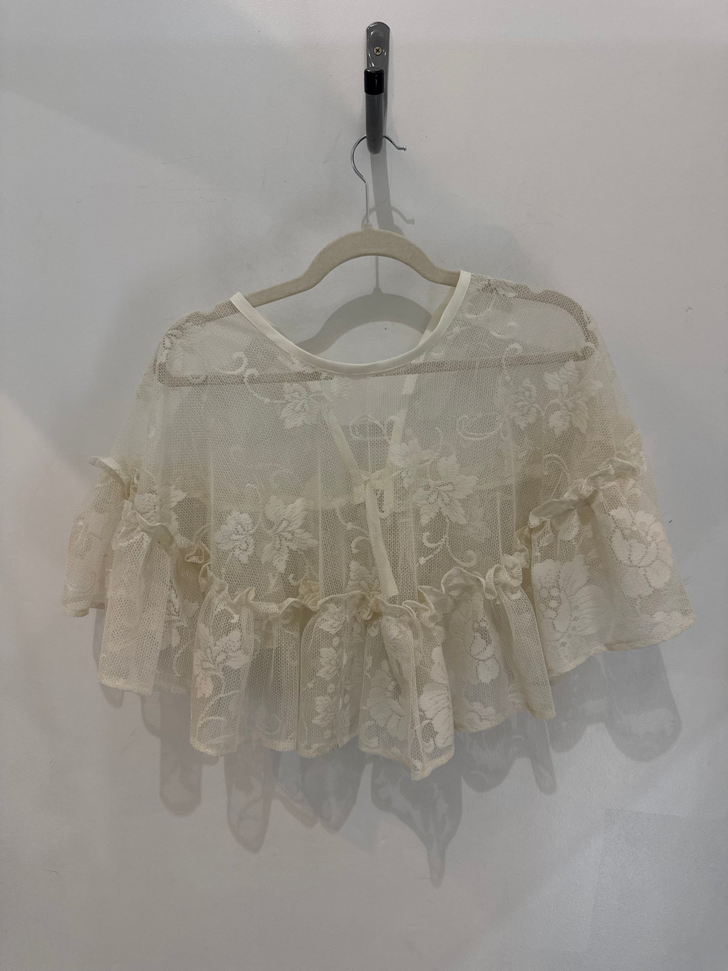 Jernigan Handcrafted Vintage Lace Caplet