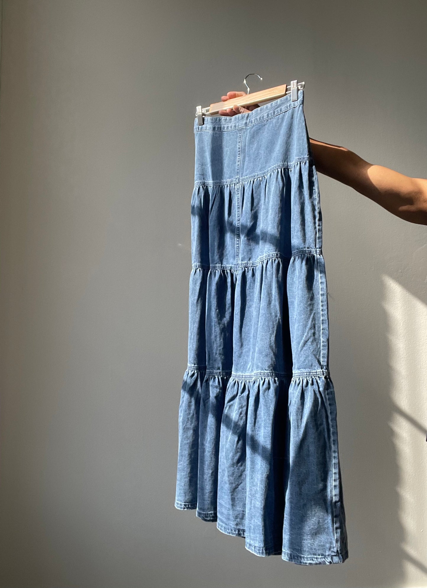 Amanda Tiered Denim Maxi Skirt In Indigo