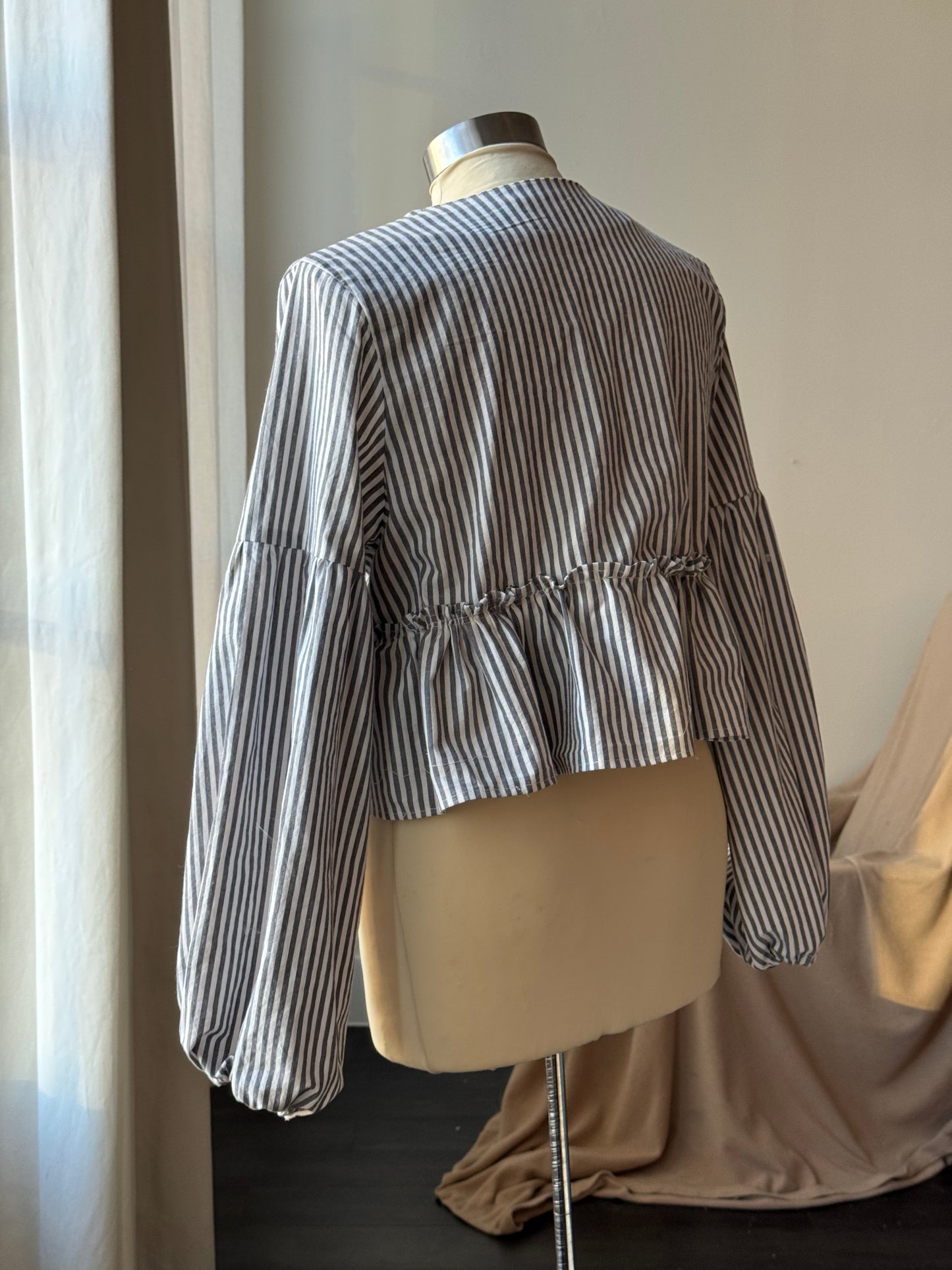 Florene Vintage Lantern Sleeve Ruffle Tie Front Top