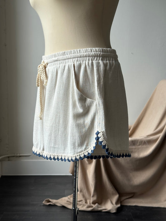 Stacy Linen Crochet Shorts In Natural ￼