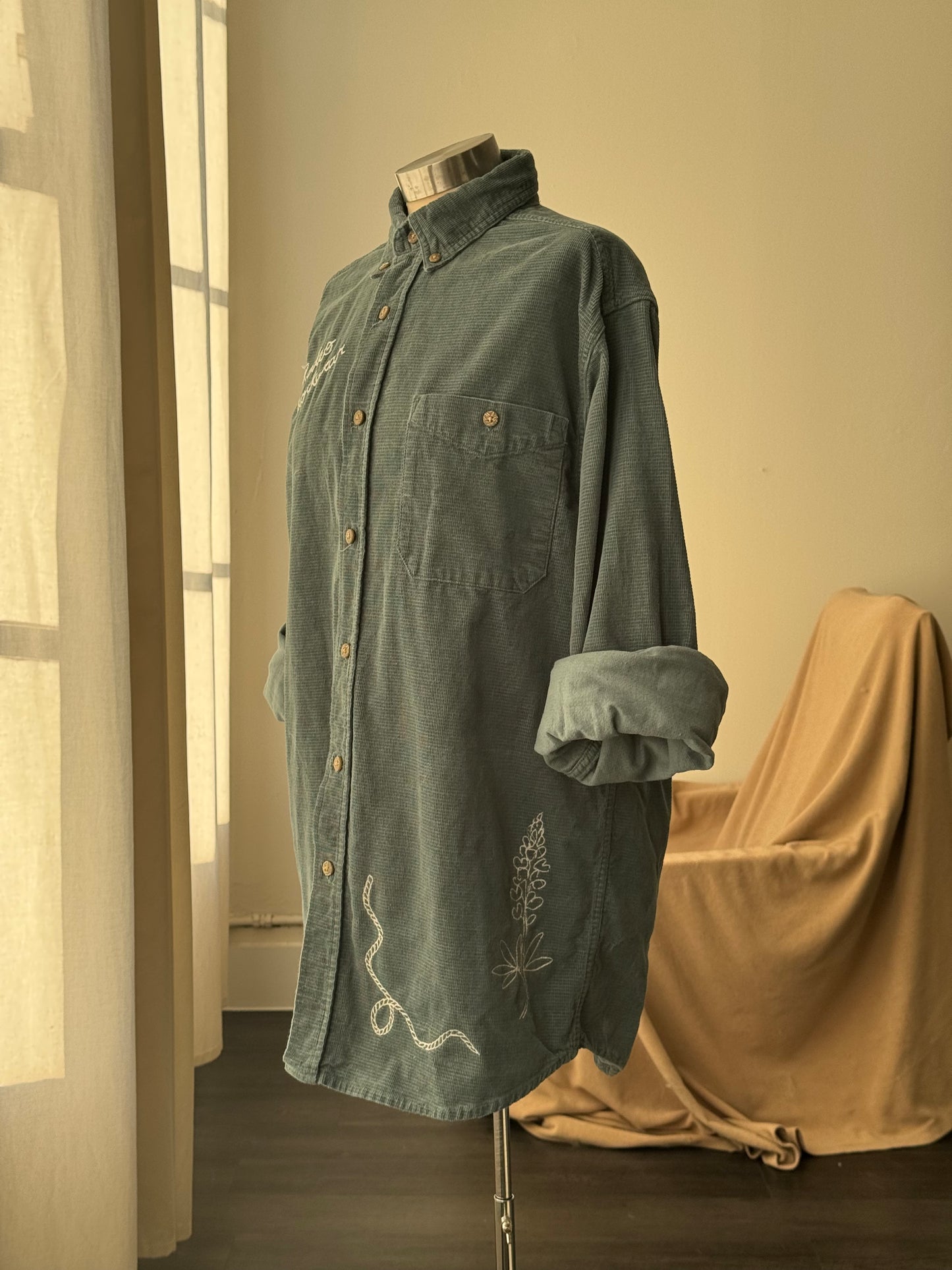 Jaxson Handcrafted Embroidered Rodeo Workwear Shacket In Forest Moss