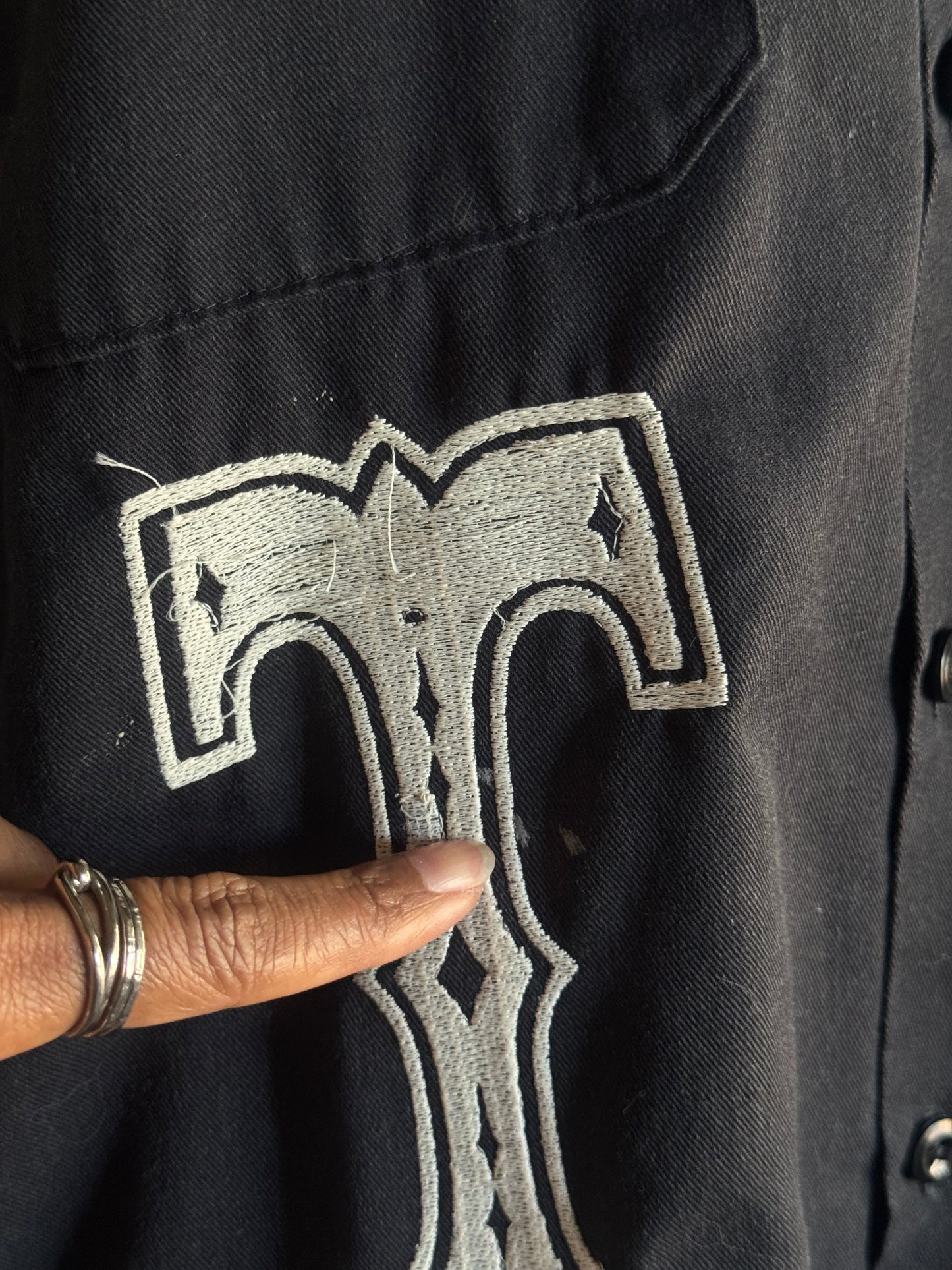O.L. Handcrafted Embroidered Unisex Cropped Button Down In Vintage Black