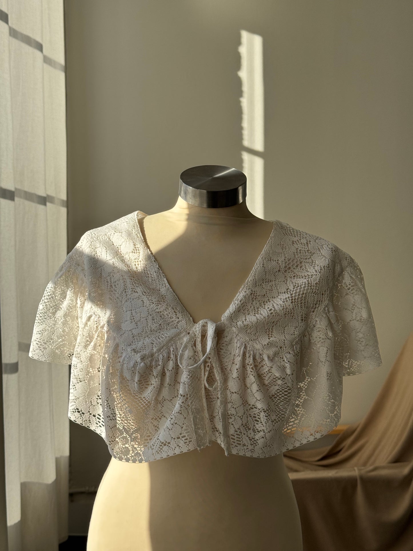 Jernigan Handcrafted Vintage Lace Capelet