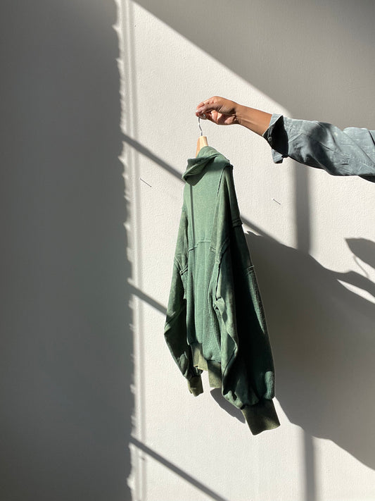 ￼Sailor Cotton Dad Funnel Neck Utility ￼Lightweight Pullover In Hunter Green