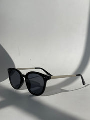 Casey Double Stud 80s Style Sunglasses In Black Silver