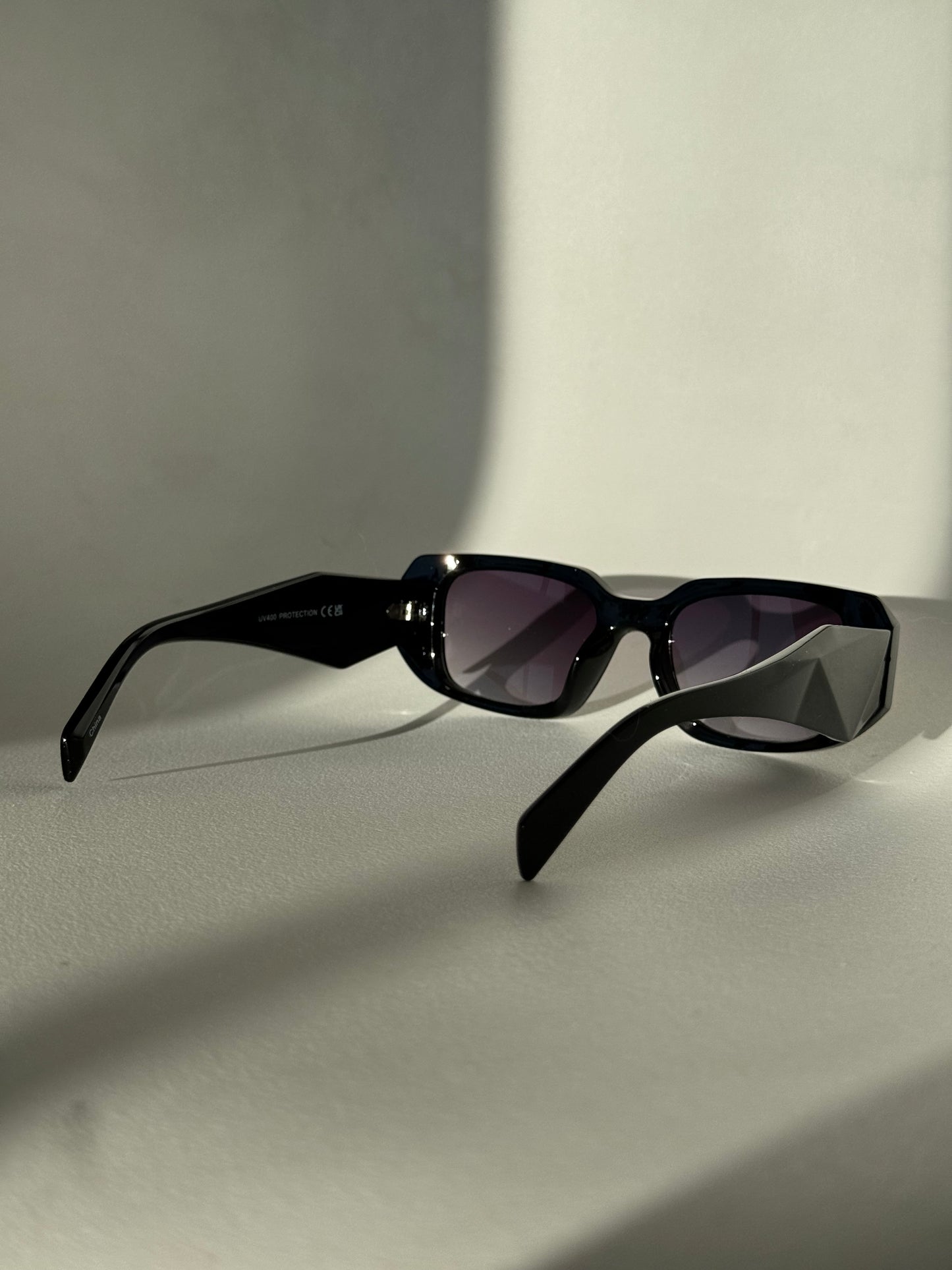 Tammy Square & Geo Sunglasses In Black