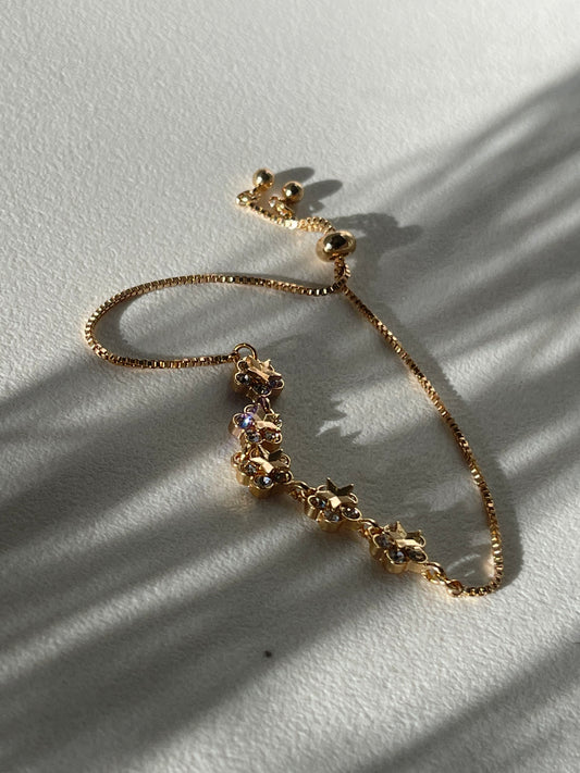 Charlie Stainless Steel Star & Charm Bracelet In Gold