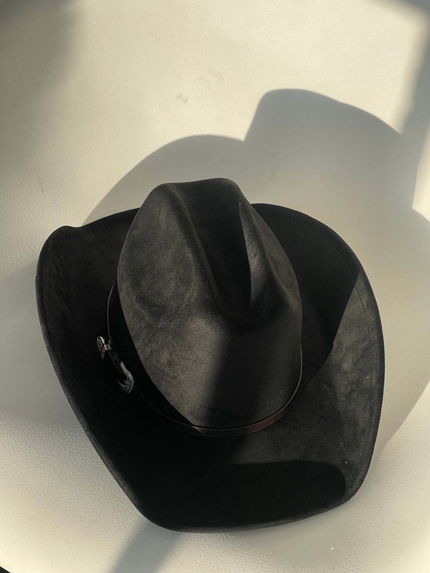Karsten Classic Cowboy Hat In Black