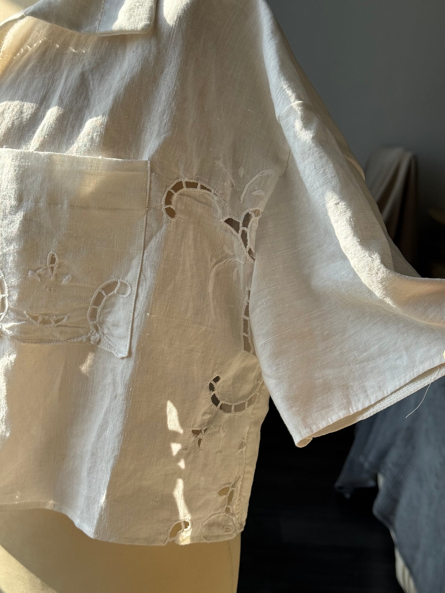 Judy Handcrafted Vintage Tie Front Top In Linen