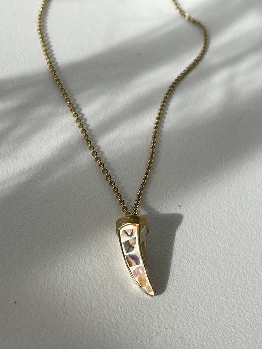 Allen Artisan Horn & Stone Necklace In Ivory Gold