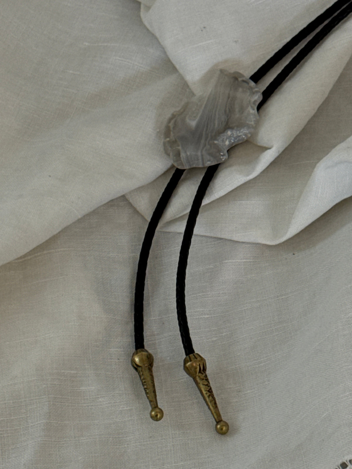 Handcrafted Agate Bolo Tie In Milk