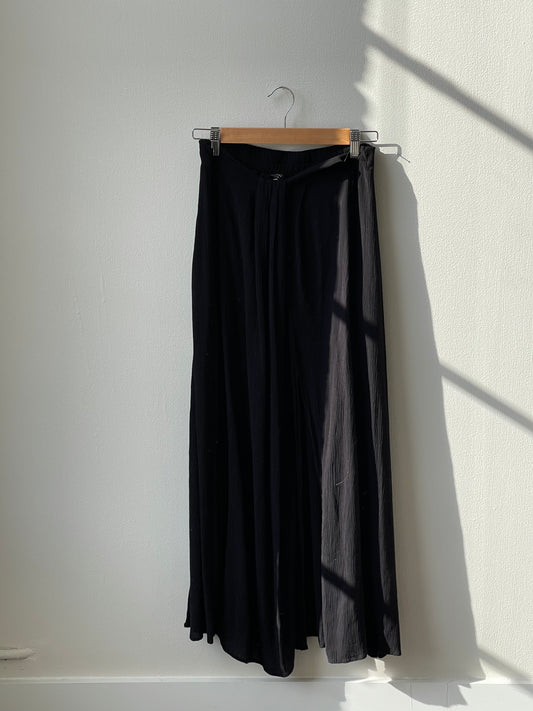 Connie Side Slit Midi Skirt In Black