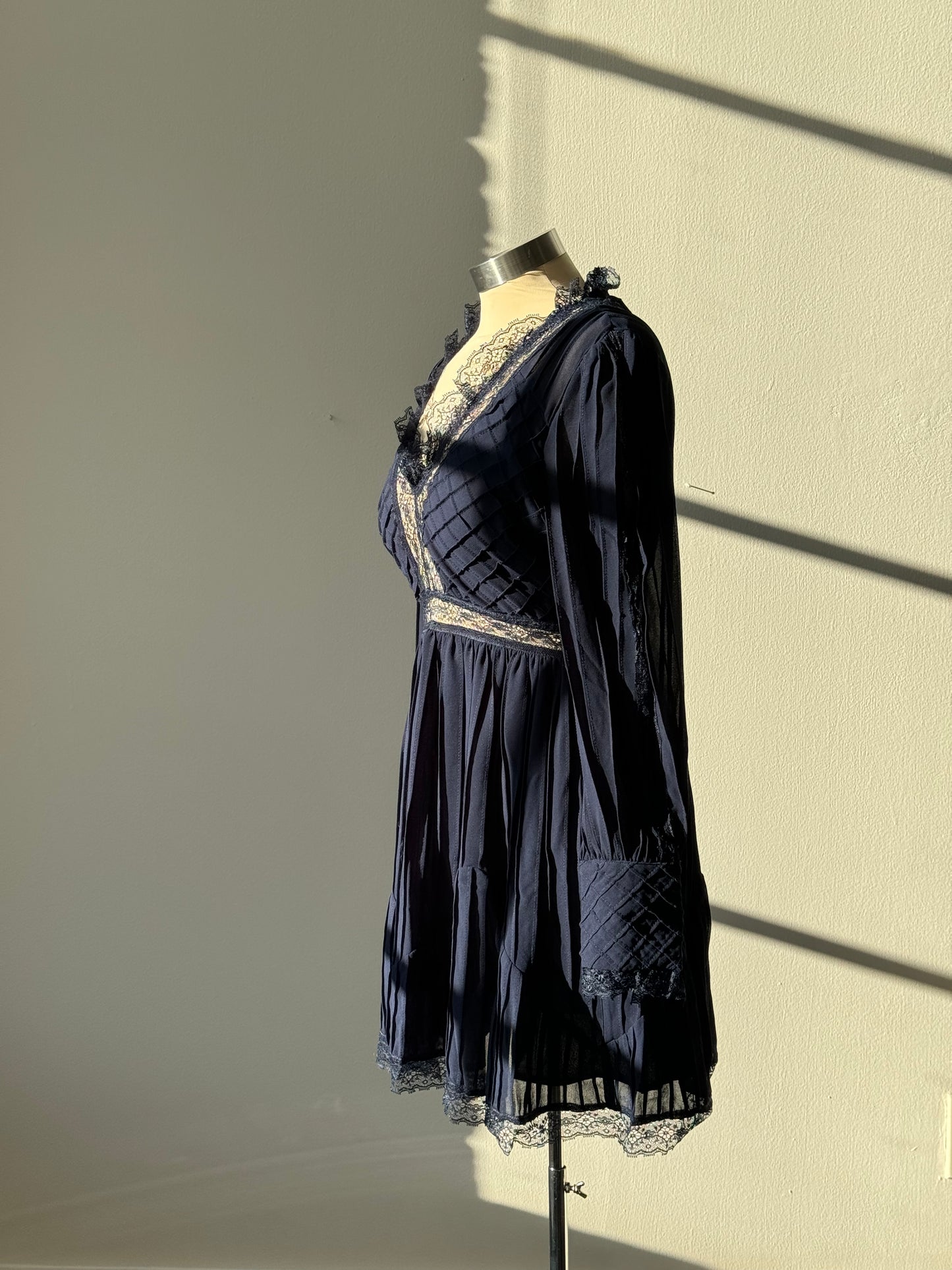 Kimberly VintageStyle Lace Dress In Midnight Navy