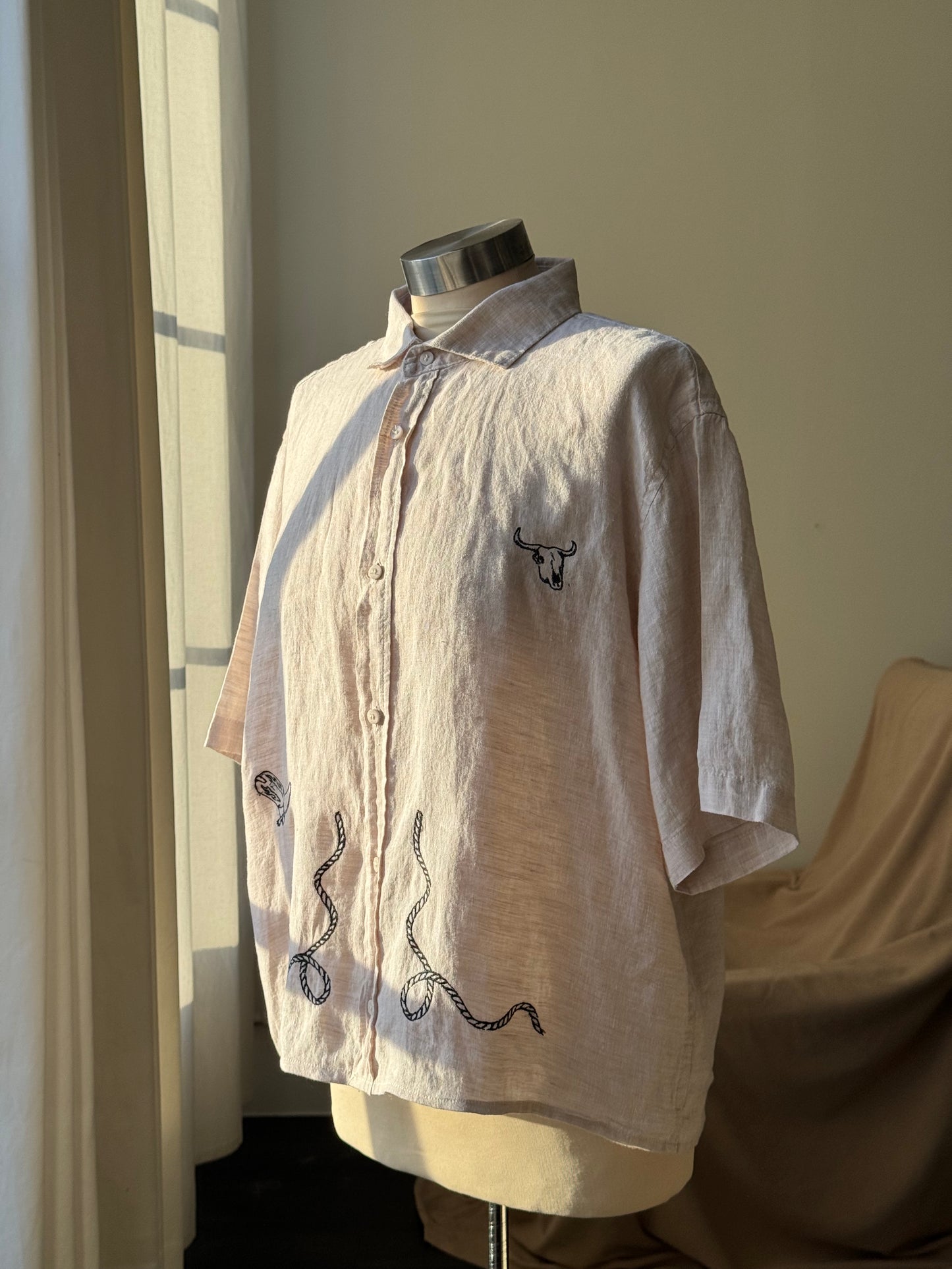 Judy Handcrafted Sad Songs Cropped Linen Button Down Short Sleeve In Natural