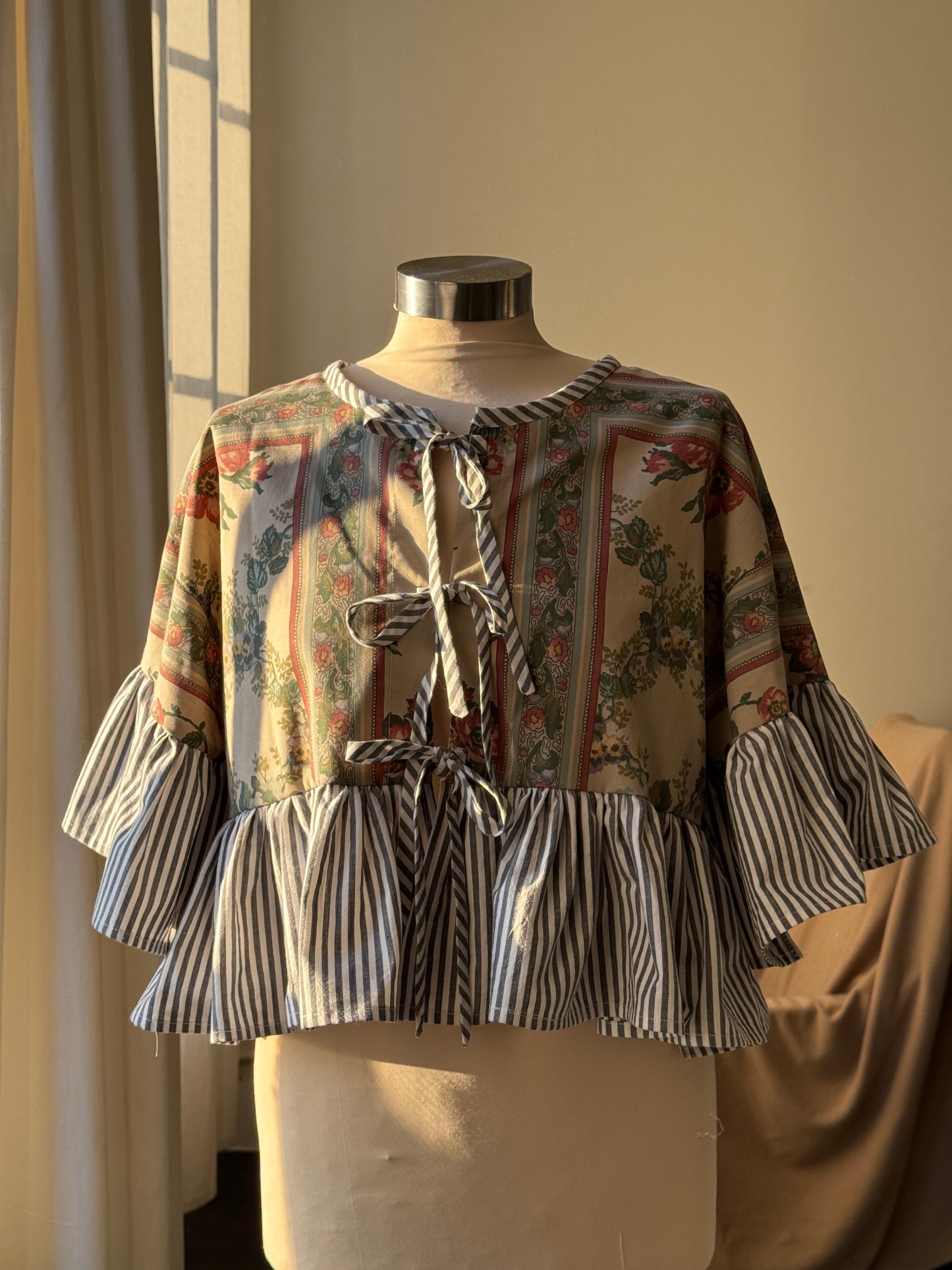 Joycie Vintage Handcrafted Ruffle Top In Autumn