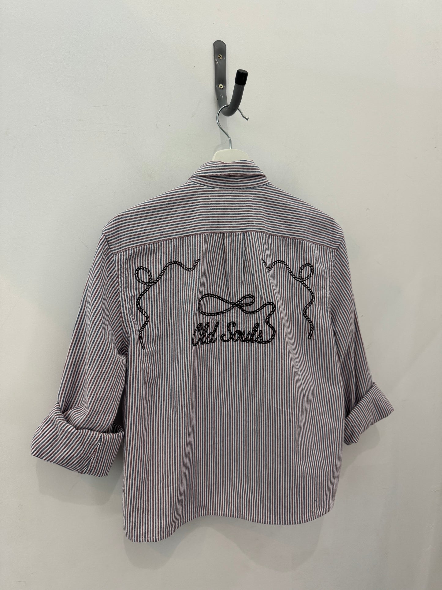 Lawrence Handcrafted Embroidered Old Souls Cropped Button Down