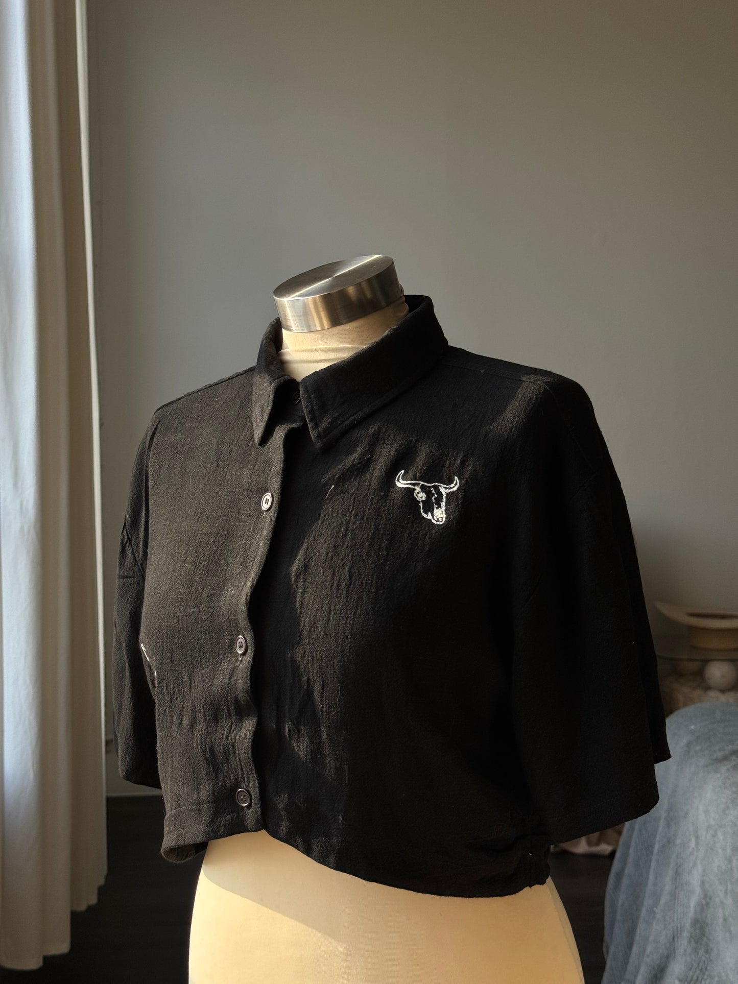 Judy Handcrafted Embroidered Sad Songs Cropped Button Down In Black
