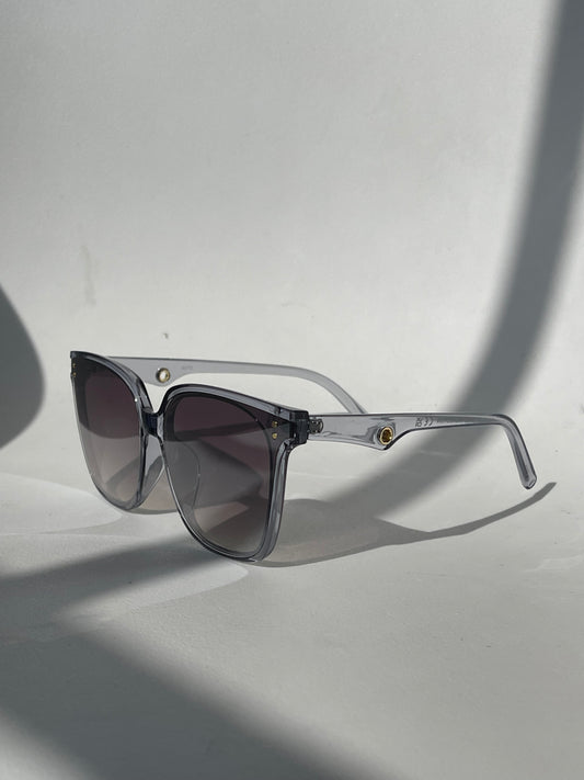 Susan Double Stud 70s Style Sunglasses In Blue Ice