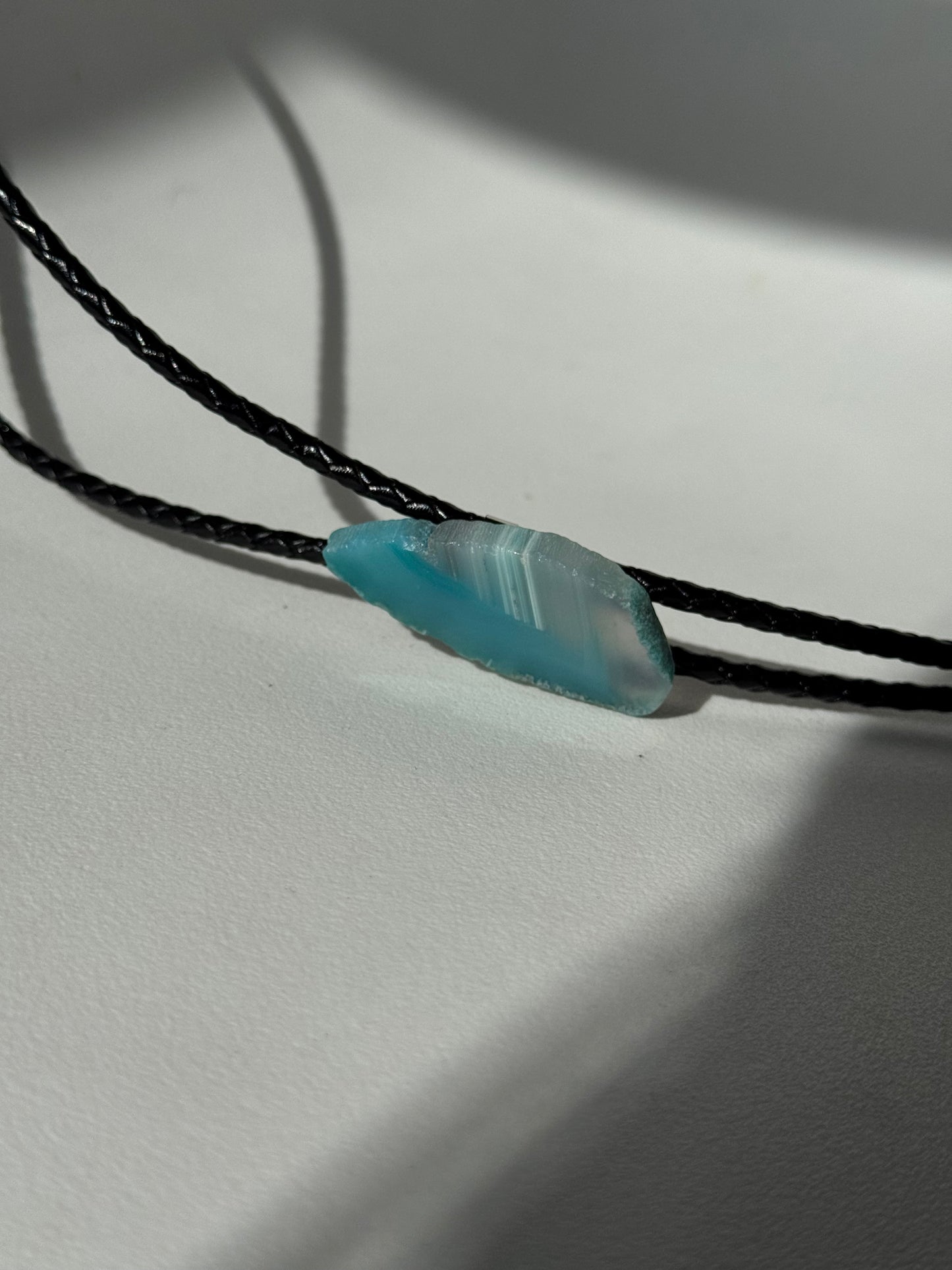 Riley Handmade Agate Genuine Leather Bolo Tie In Sea