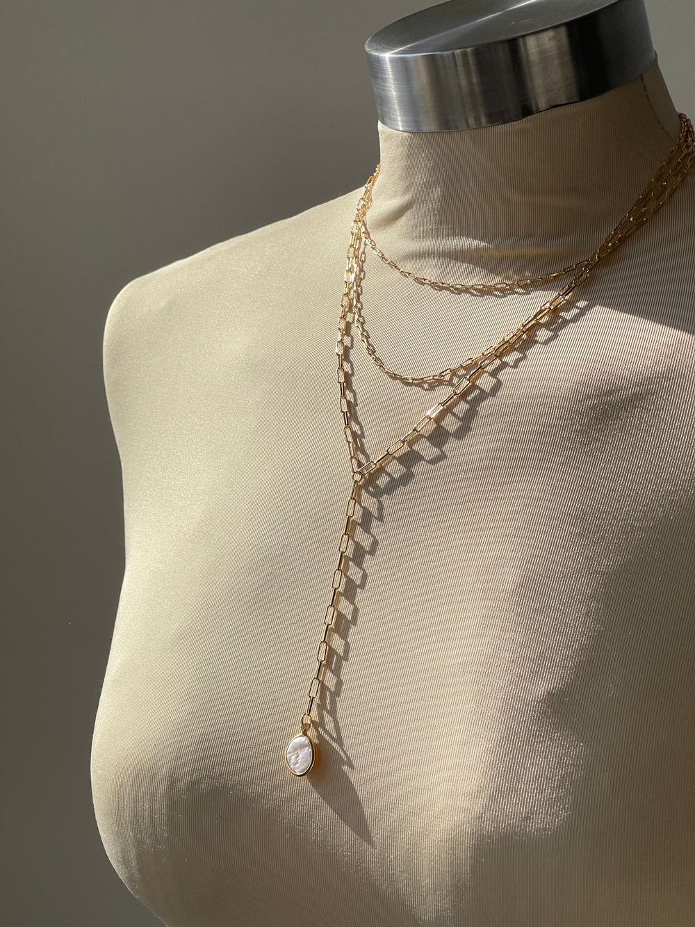 Phoebe Freshwater Drop Tri Link Necklace In Gold