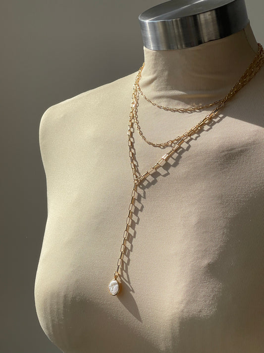 Phoebe Freshwater Drop Tri Link Necklace In Gold