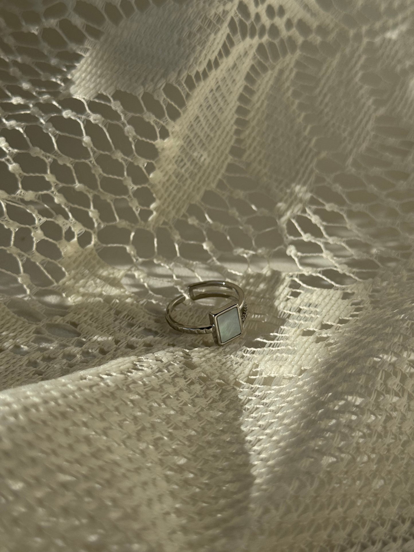 Danielle Mother Of Pearl & Charm Ring In Ivory Silver￼
