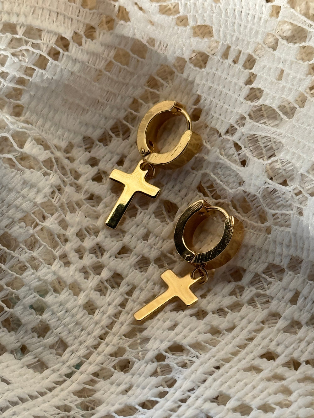 Grant 18k Stainless Steel Waterproof Hug Hoop Drop Cross Earring In Gold￼