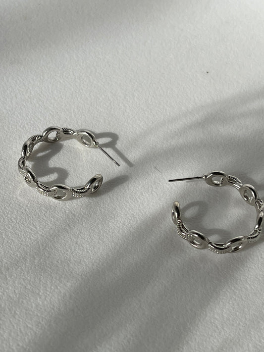 Kayla Classic Link Hoop Earring In Silver