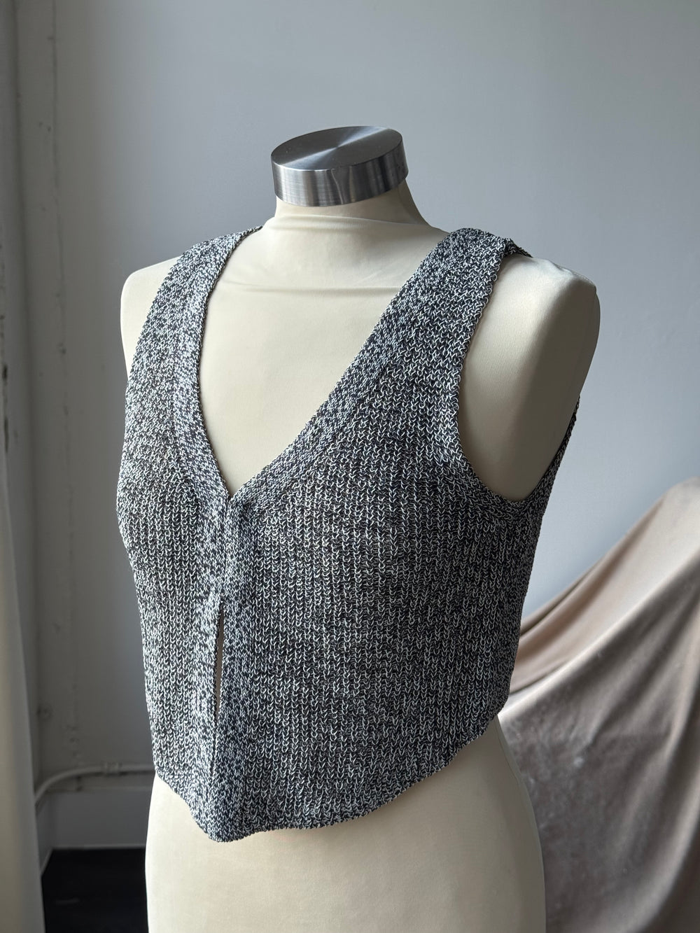 Reagan Vest In Smoke